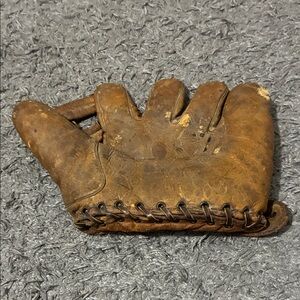 Vintage Wilson 645 baseball glove